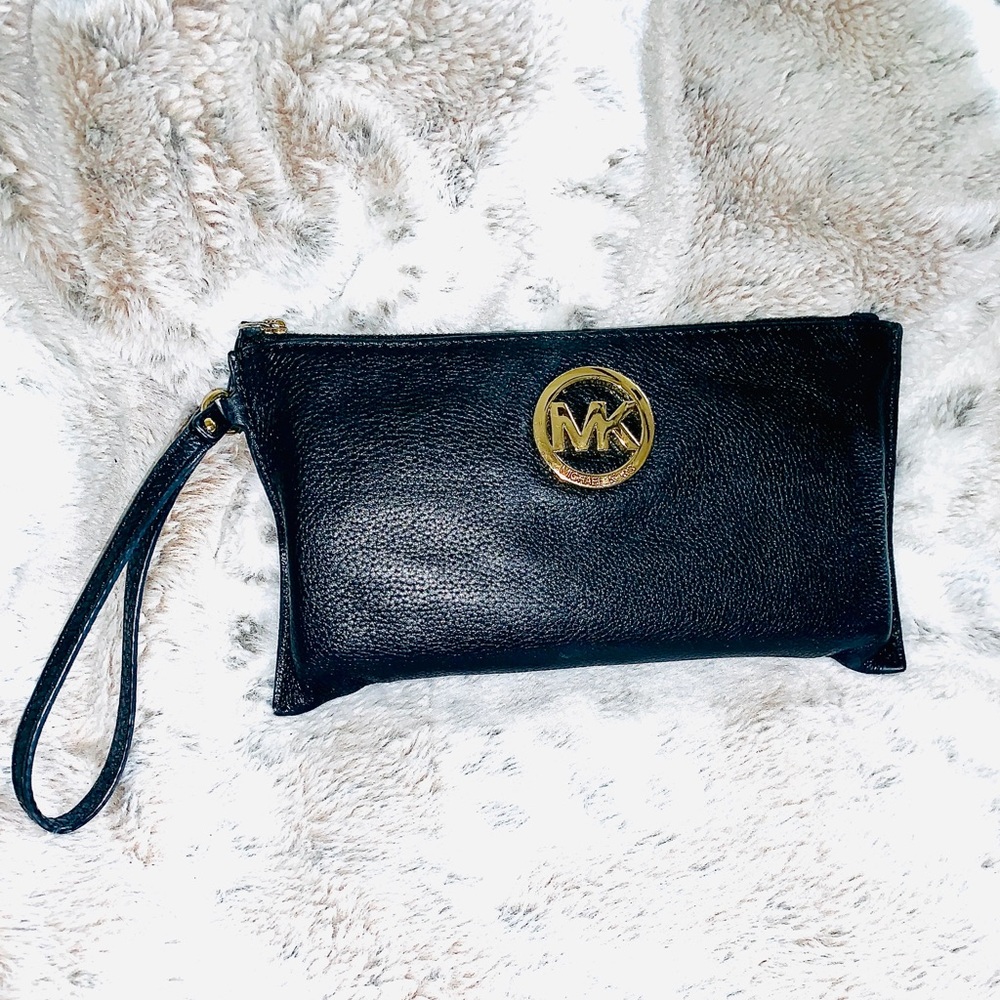 Michael Kors Fulton Clutch, Wristlet Pebbled, Leather Zipper, Gold Logo, Black - Picture 2 of 6